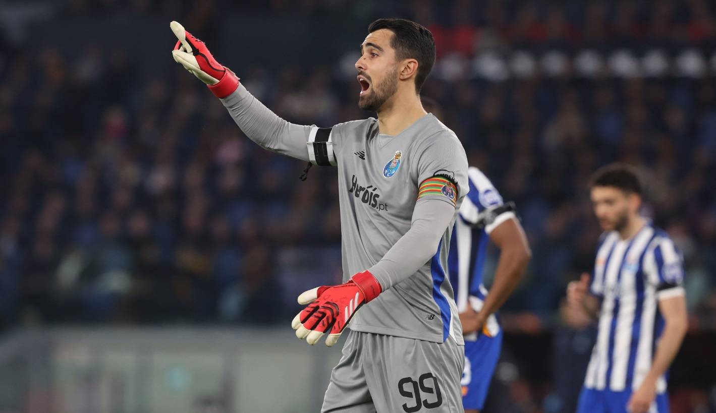 其防守需要 其防守需要