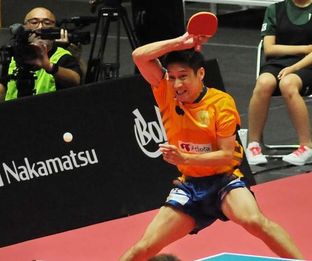 与乔丹所处 与乔丹所处