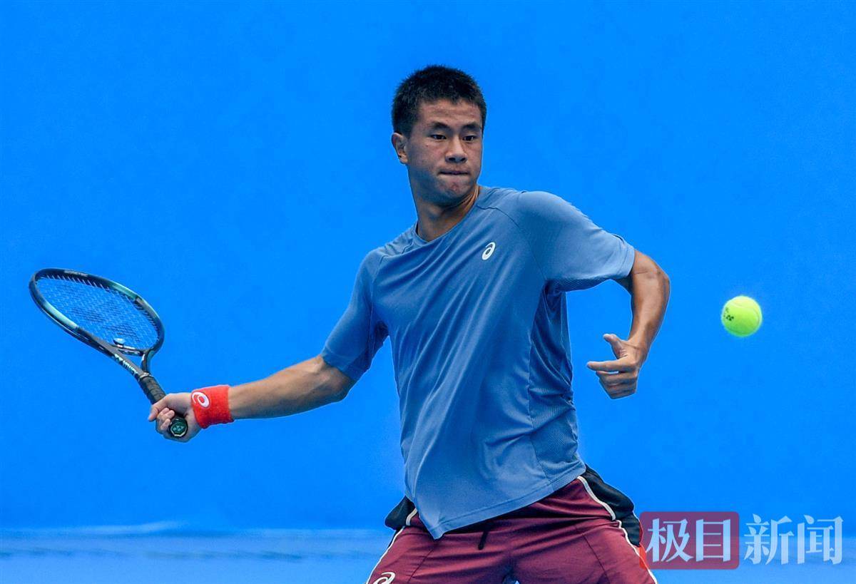 绕着几个焦 绕着几个焦