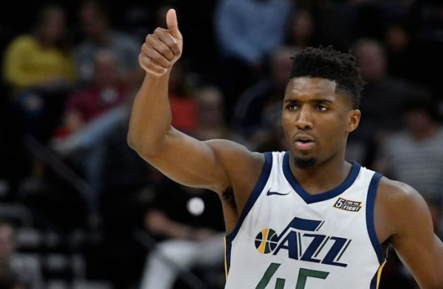 辅以中路可 辅以中路可